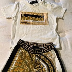 ONLY WORN ONCE!!!!! 24MONTH